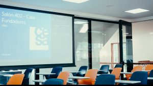 Videoconferencia con Crestron en sala de juntas